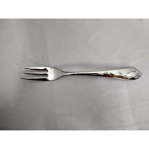 Temptations Old World Floral Carving Knife and Meat Fork Set - Picture 2 of 12
